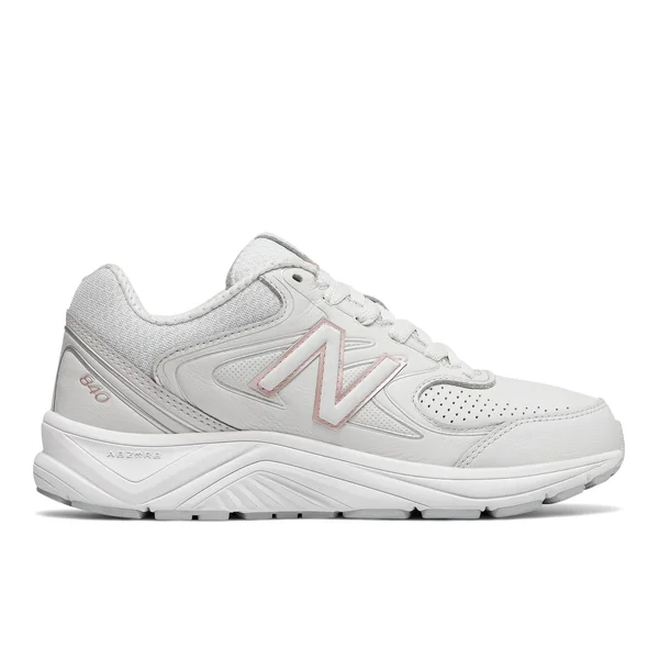 New Balance 840v2 Shoe - Women's Walking