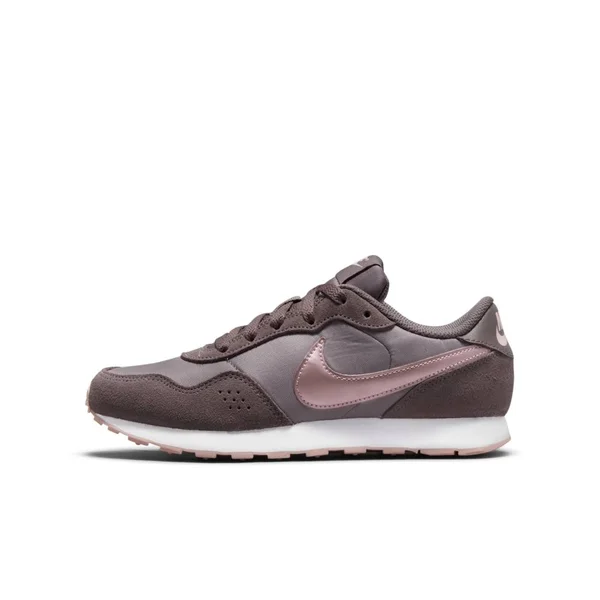 Nike MD Valiant Big Kids& Shoes in Grey, Size: 7Y, CN8558-200