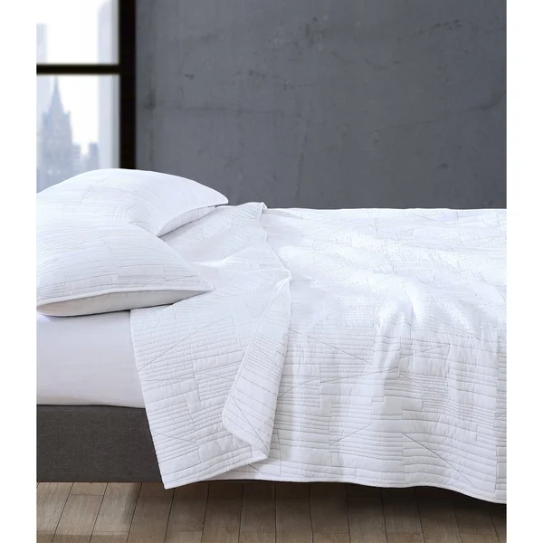 City Scene Tally King Quilt Set - White