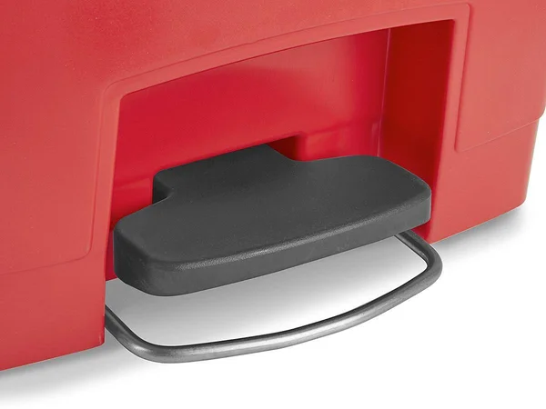 Rubbermaid Slim Jim Resin Step-On Container, Front Step Style, 13 gal, Red