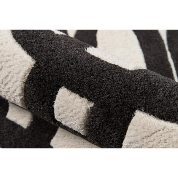 Momeni Delhi Rug Black 8& Runner