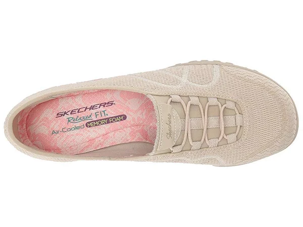 Skechers Women's Relaxed Fit Breathe Easy Sweet Jam Sneaker, Natural
