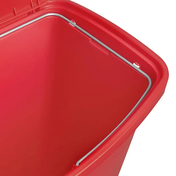 Rubbermaid Slim Jim Resin Step-On Container, Front Step Style, 13 gal, Red