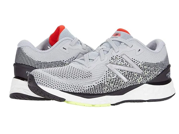 New Balance Kids& Fresh Foam 880v10 - Silver/Black (Size 1)