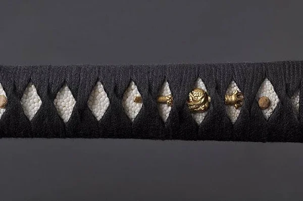 Handmade Sword - Fully Functional Samurai Katana Sword - 1045 Carbon Steel, Hand Forged Clay Tempered, Full Tang, Sharp, Tomoe Cr