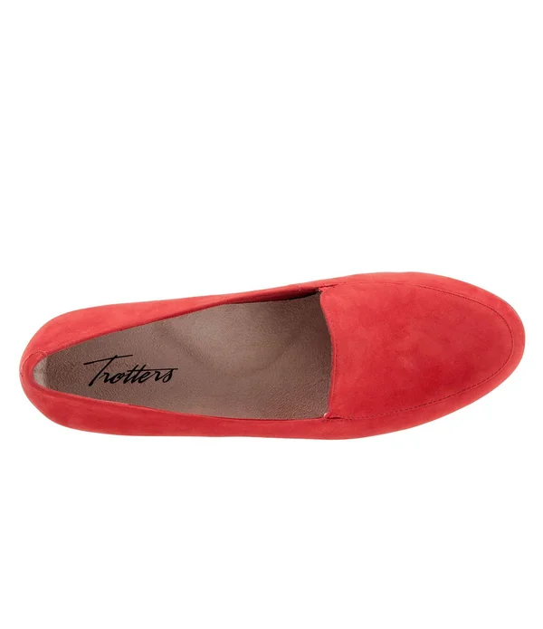 Trotters Women's Monarch Loafer - Size: 8, Red