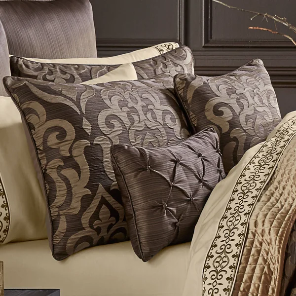 J. Queen New York Madrid 6-Piece Queen Comforter Set in Mink