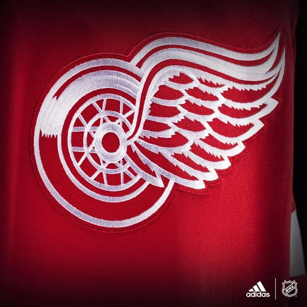Detroit Red Wings Adidas Authentic Home NHL Hockey Jersey - S