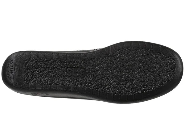 SAS Women's Classic Black 5 Wide