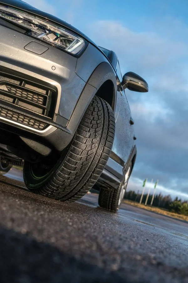 Nokian WR G4 : 235/40R18 95V XL