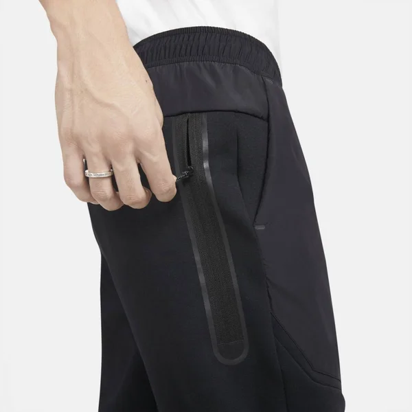 Nike Sportswear Tech Fleece Men's Woven Joggers in Black, Size: Small, CZ9901-010