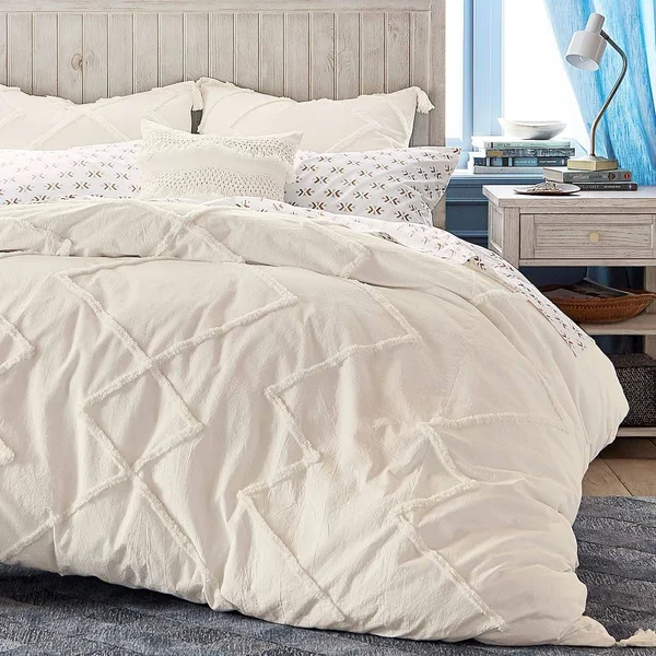 Ashlyn Tufted Duvet COVER - Full/Queen, Ivory - White - Fullqueen - Bedding - Duvet Covers + Cases - Pottery Barn Teen