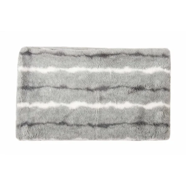 50x22 x 70x22 x 2x22 Grey-White - Faux Fur - Throw