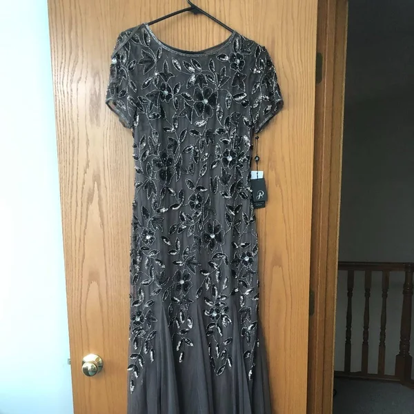 Adrianna Papell Floral-Beaded Gown Brown Size 10