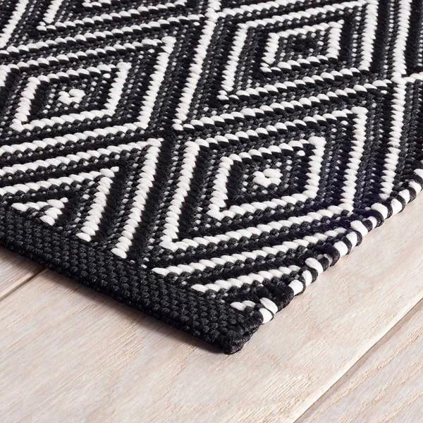 Dash & Albert Diamond Black Ivory Indoor/Outdoor Rug 3ft x 5ft