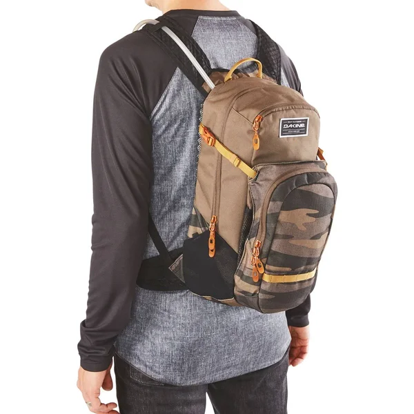 Dakine Session 16L Bike Hydration Backpack - Black