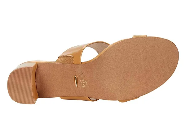 42 Gold Liya Women's Sandals Almond Waxy Gloss Leather : 10 M
