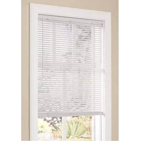 Charlton Home Irondale Mini Room Darkening Venetian Blind - White
