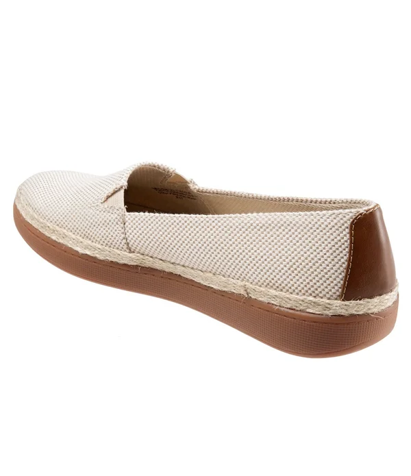 Women's Trotters Accent Flat, Size: 6.5, Black