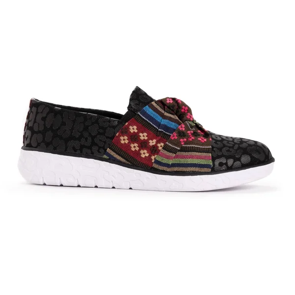 Muk Luks Boardwalk Stepping Out 7 Women's Black-Leopard