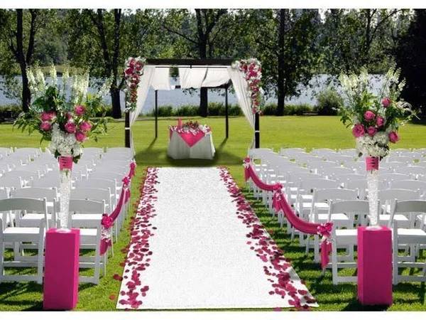 House Home & More Outdoor Turf Wedding Aisle Runner - White - 4& x 40& - Many Other Sizes to Choose from