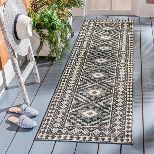Safavieh Veranda Eyvor Indoor/ Outdoor Rug - 2&3x22 x 8& Runner - Ivory/Blue