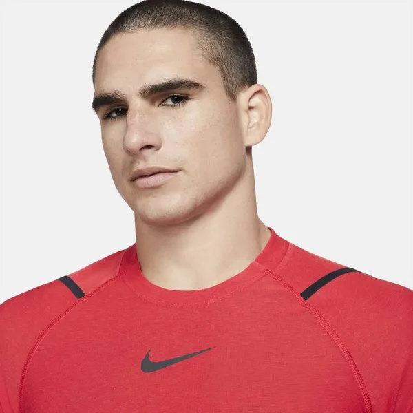 Nike Pro Men's Short-Sleeve Top