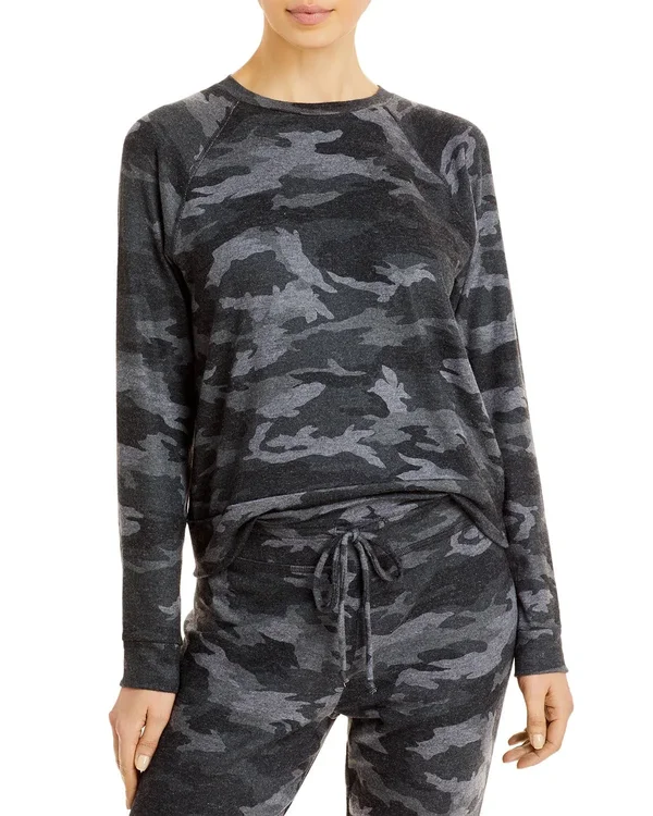 Beyond Yoga Favorite Printed Raglan Crewneck Pullover - Gray Black Camo, Women's, XL