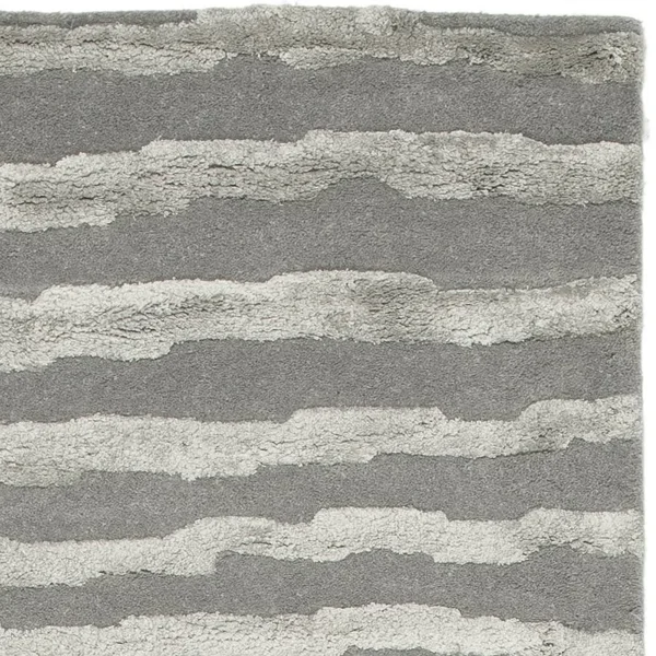 Safavieh Soho Rug SOH519A Grey - 3& 6x22 x 5& 6x22