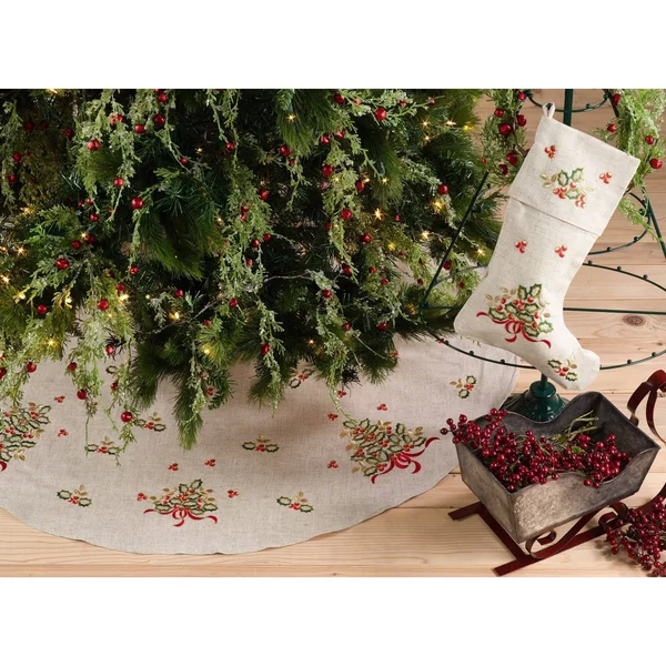 Saro Lifestyle XM641.N56R Embroidered Holly Design Decorative Linen Blend Christmas Tree Skirt - Natural