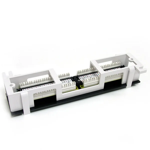StarTech.com PANELHU24 24 Port 0.5U Rackmount Cat5e Patch Panel