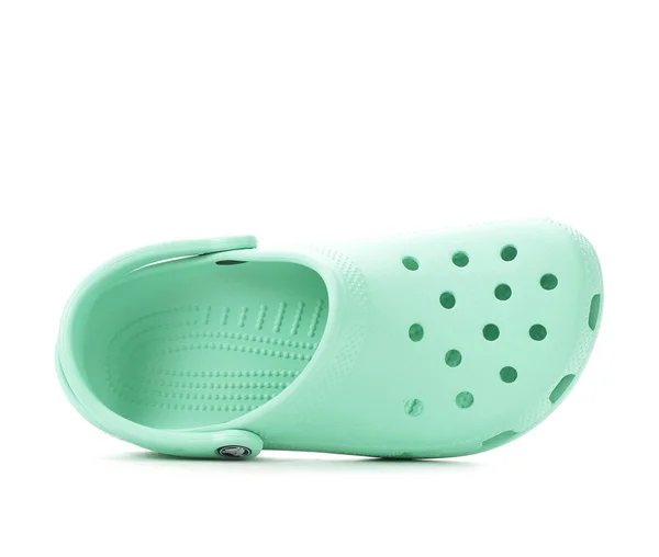 Crocs Classic Clog, Size 6 Women's in Pistachio at Nordstrom