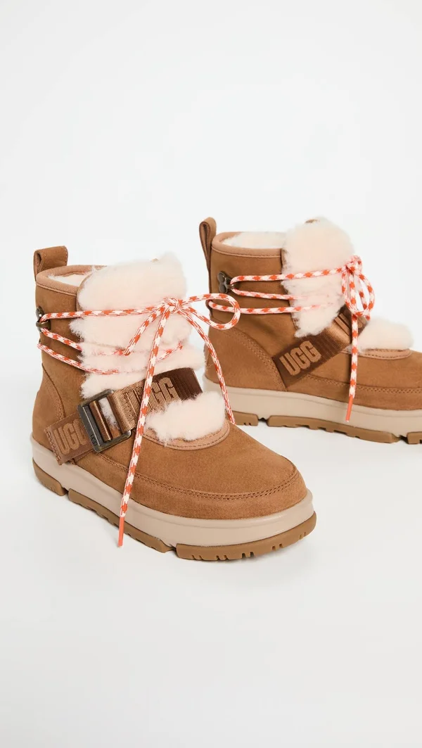 Ugg Classic Weather Hiker Boot - Women's Chestnut - 9.5