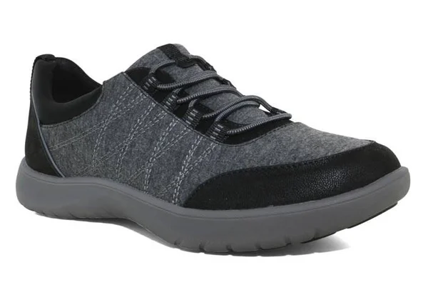 Clarks Adella Holly 7.5 Women's Black