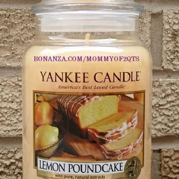 Yankee Candle Lemon Pound Cake Large Jar Candle