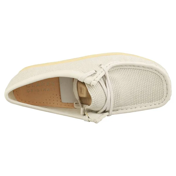 Clarks Originals Wallabee in Off White