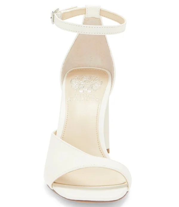 Women's Vince Camuto Madilin Sandal - Size 8 M - White