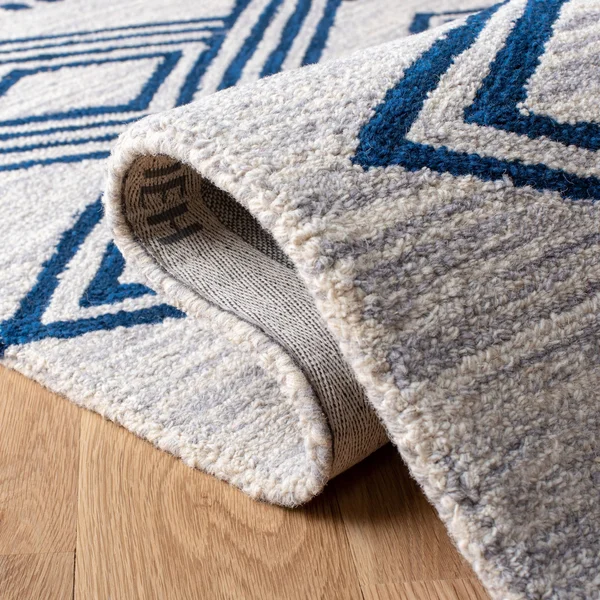 Safavieh Micro-Loop Ivory/Navy 3 ft. x 9 ft. Geometric Runner Rug