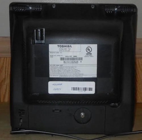 Toshiba 13A25 13x22 Crt TV Color Television with Remote TV Nice Retro Gaming TV