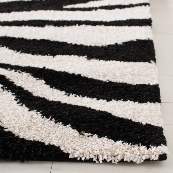 Safavieh Florida Shag Ivory/Black Area Rug; 8& x 10&