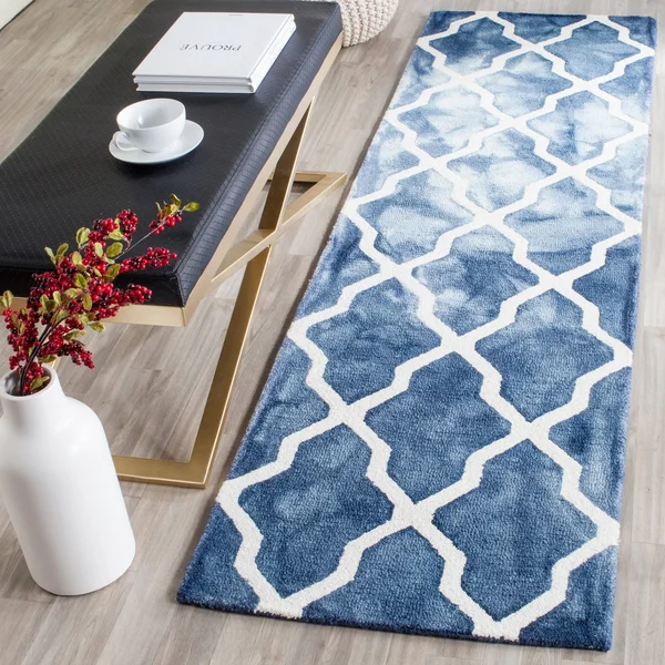 Safavieh 2&-6x22 x 4& Dip Dye DDY540C Grey, Ivory Rug
