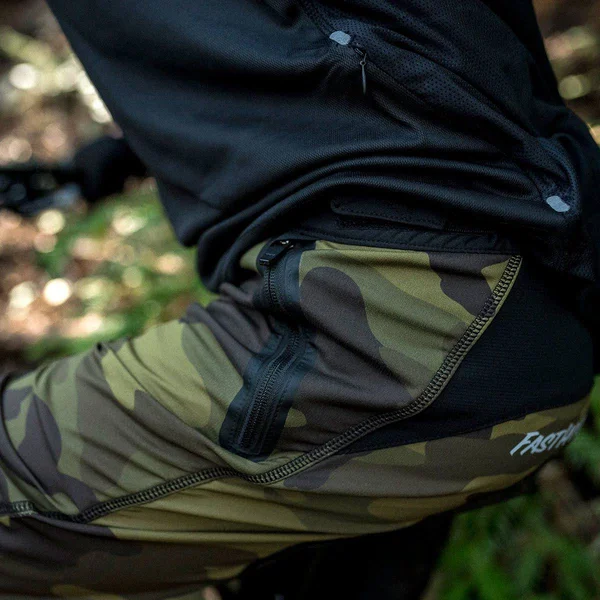 Fasthouse, Crossline 2 MTB Shorts Men's, Size 30 in Camo