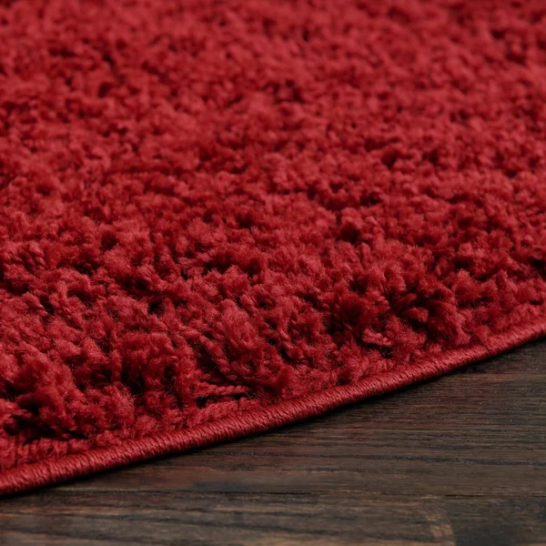Unique Loom Everyday Shag Plush Area Rug 5' x 5' Round in Cherry Red