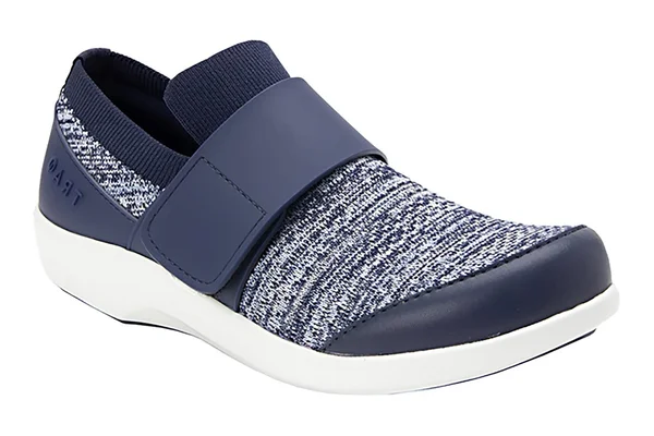 Traq by Alegria Women's Qwik Shoe Flurry Blue 36