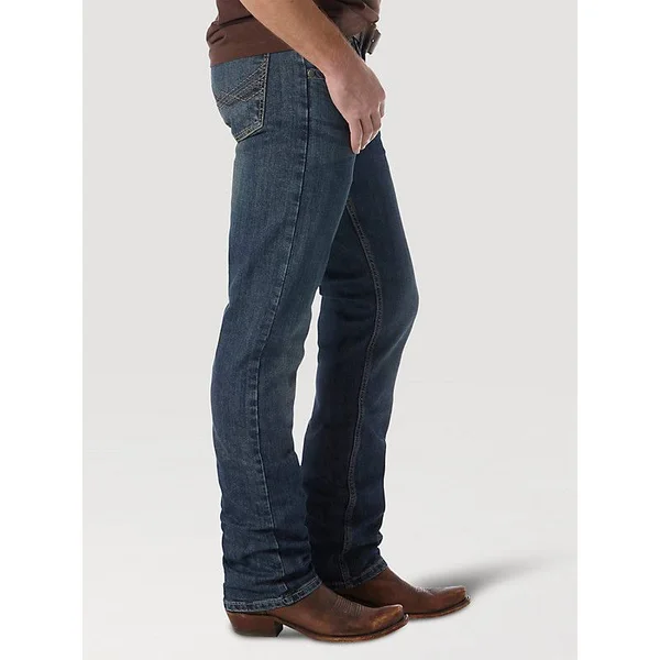 Wrangler Men's 20X Slim Fit Straight Leg Jean