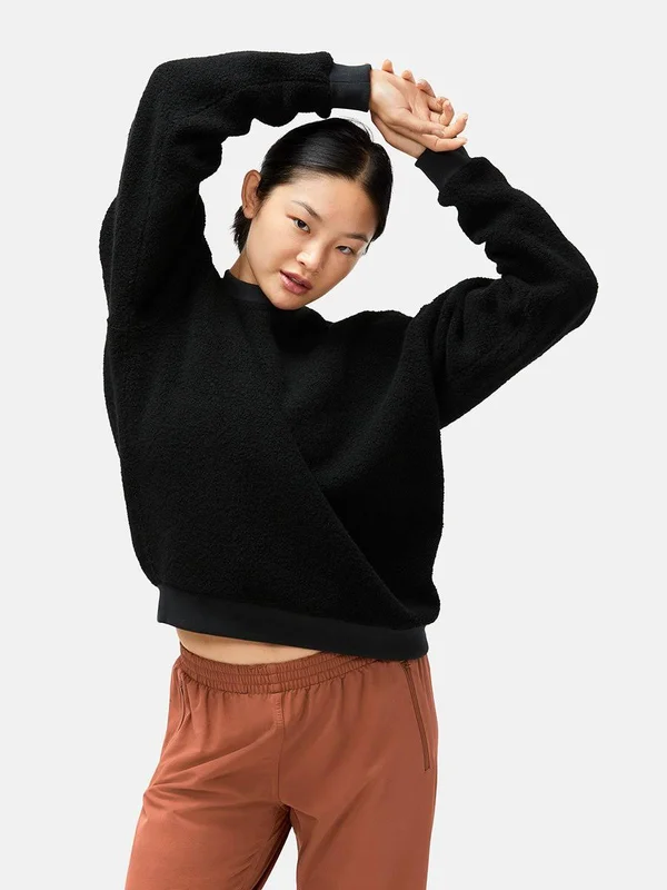 MegaFleece Sweatshirt in Black, Outdoor Voices