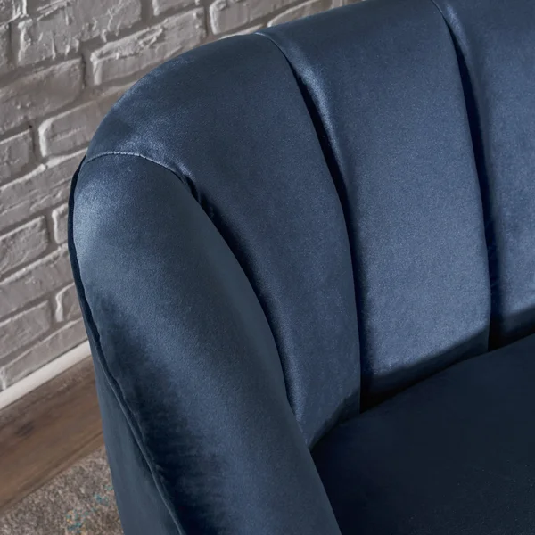 Scarlett Modern Velvet Club Chair - Seafoam Blue
