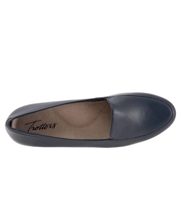 Women's Trotters Monarch French Navy - in Size 10