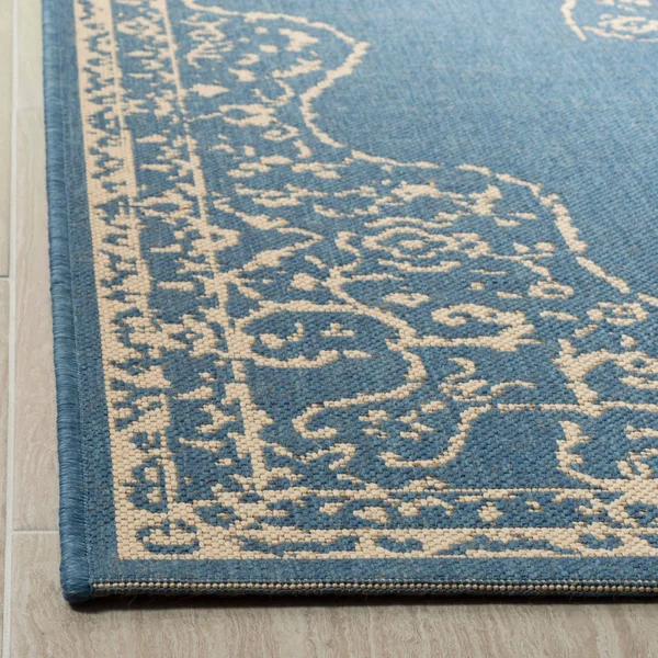 Safavieh Linden LND180Q 6&7x22 x 6&7x22 Square Red, Creme Area Rug