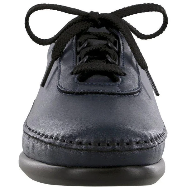 SAS Women's Traveler Navy 6 Wide